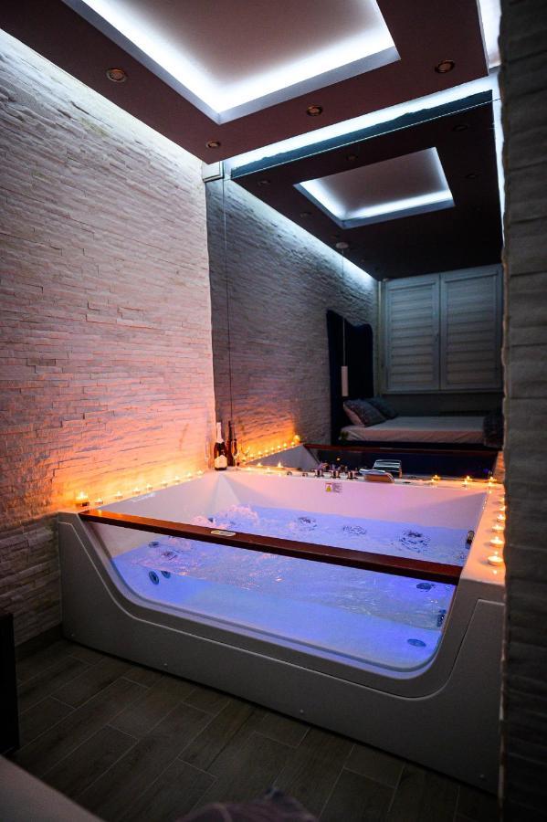 Spa Apartman Grand Ni Eksteriør billede